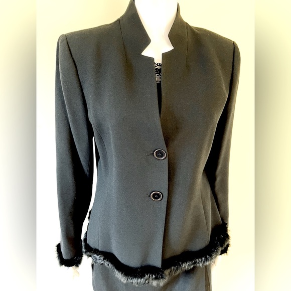 Zara Black Wool Blazer Black Fur Trims Two Buttons Front Closure US 10 - Picture 13 of 15